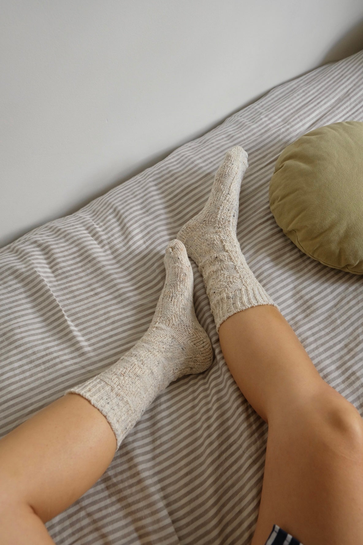 Mid knee cotton knitted socks